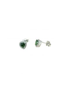 orecchini cuore con pietra verde centrale e bordo di zirconi